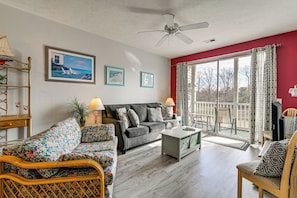 Apartment (2 Bedrooms) | Front of property - 4 Mi to Ocean: Myrtle Beach Condo w/ Resort Perks (Myrtle Beach)