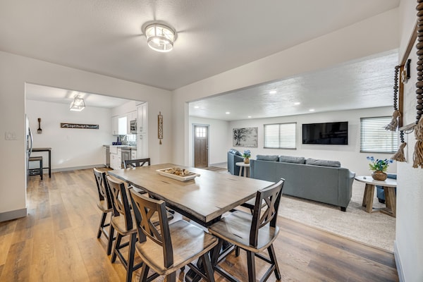 16 Mi To Paint Mines: Spacious Simla Home! - Simla