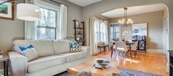 Walk to Beach + Lake Nokomis: Minneapolis Home!