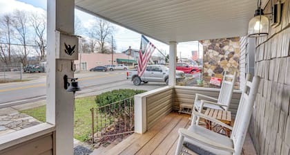 Near Murphy River Walk: Historic Downtown Home!