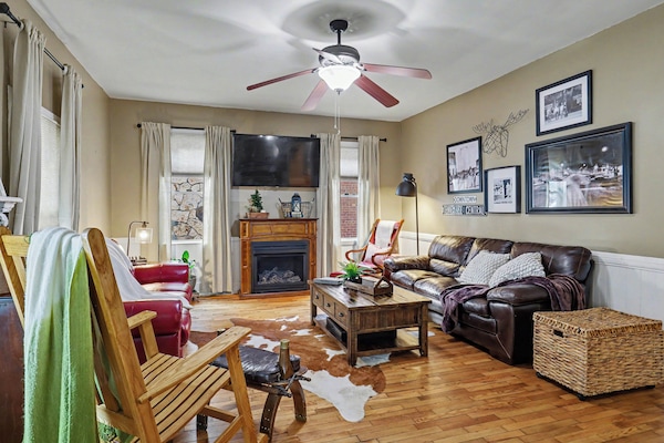 Near Murphy River Walk: Historic Downtown Home! - North Carolina