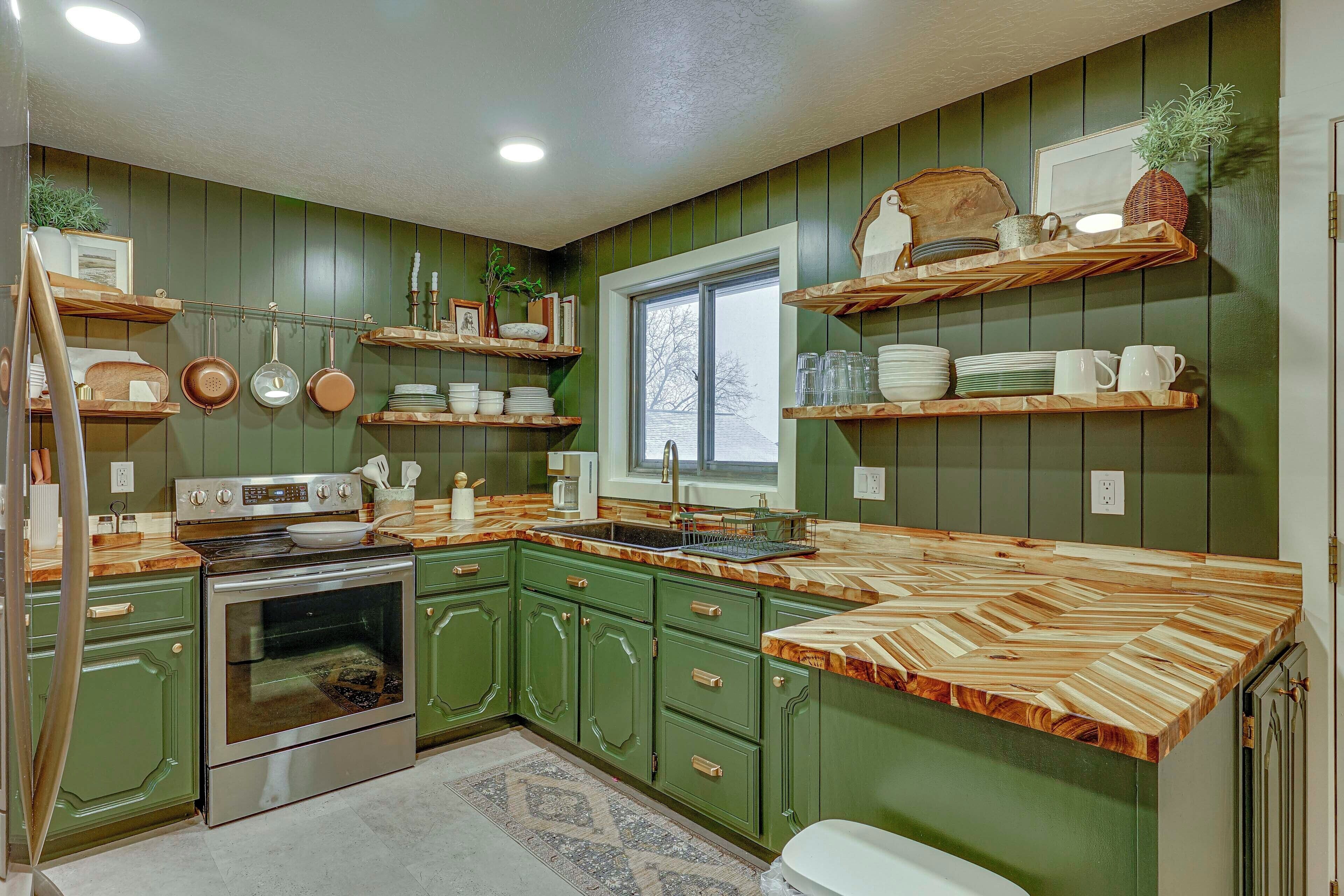 المنشأة من الداخل