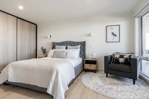 5 soverom, strykejern/-brett, reiseseng for barn og wi-fi (inkludert)