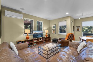 TV connectée, cheminée