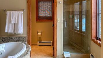 Shower, jetted tub, hair dryer, towels