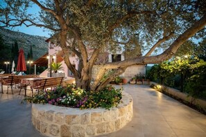 Restauration extérieure