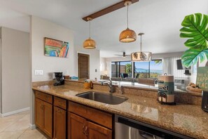 Interior - Tranquil Retreat in South Kihei: Maui Kamaole A-106 – Your Dream Island Escape! (Kihei)