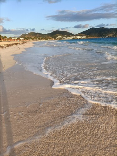 Baie orientale residence Maracuja less than 5 minutes' walk from the beach