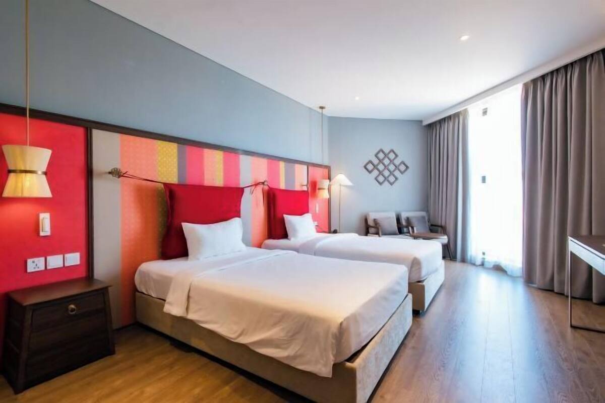 2 bedrooms, Egyptian cotton sheets, premium bedding, down duvets