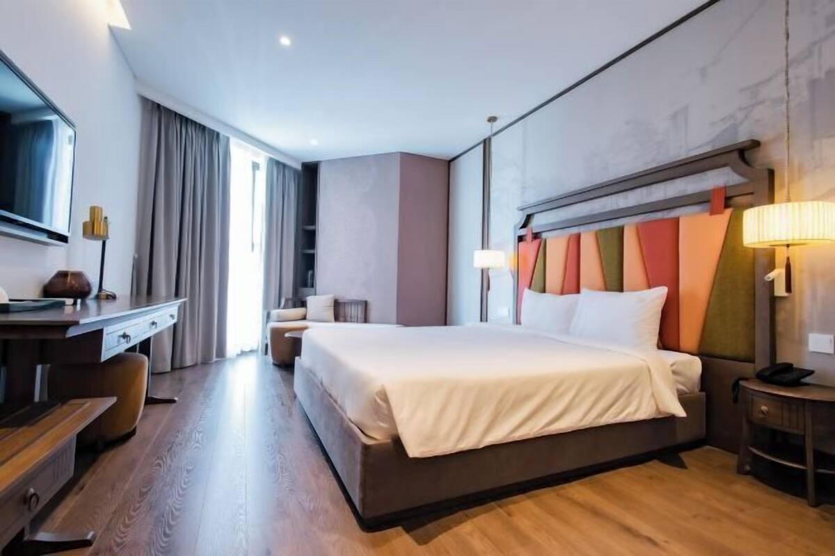 2 bedrooms, Egyptian cotton sheets, premium bedding, down duvets