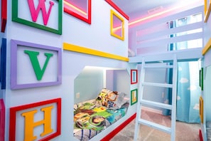 House | 7 bilik tidur, meja, Internet 