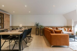Leilighet | 2 soverom, skrivebord og internett