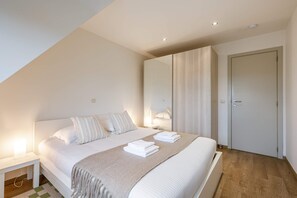 Apartment | 2 bedrooms, Internet - Cozy Apartment With Balcony With Parking (De Haan)