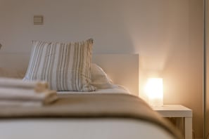 Apartment | 2 bedrooms, desk, Internet - Cozy Apartment With Balcony With Parking (De Haan)