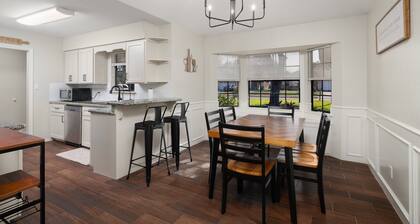 Sharyland Home with Jacuzzi & Playset, Sleeps 11!