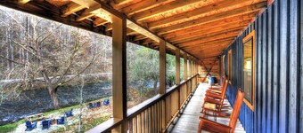 The Hala Lodge and Campground -Riverfront Class 3 -1Bed/1Bath on Nantahala River
