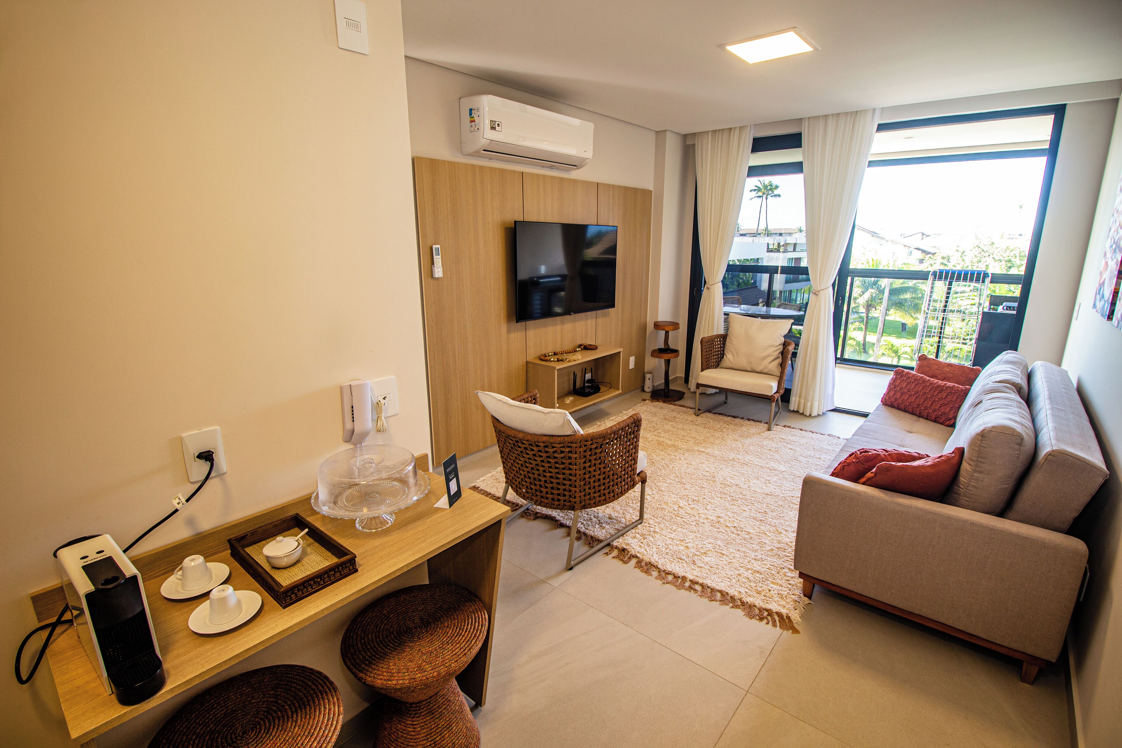 Rideaux occultants, fer et planche à repasser, Wi-Fi gratuit