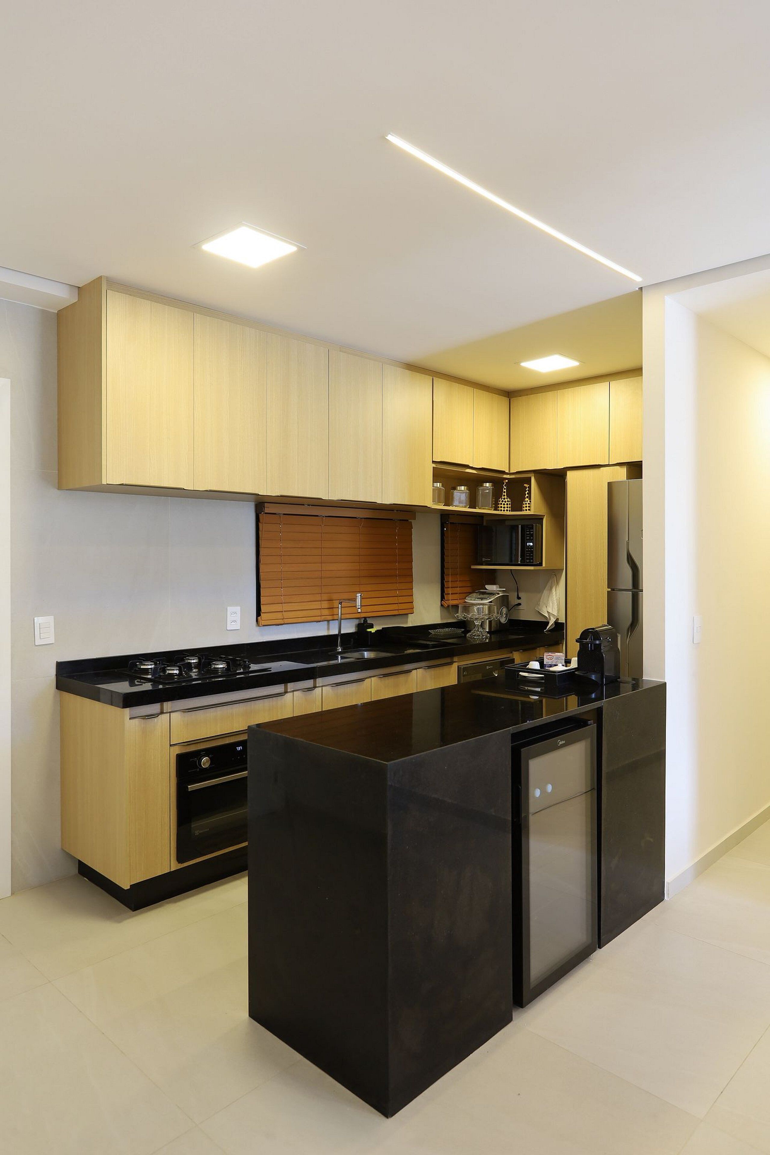 Premium Apartment | Dapur peribadi | Peti sejuk/penyejuk beku saiz penuh, ketuhar gelombang mikro 