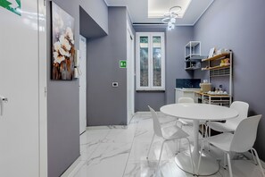 50-inch Smart TV with satellite channels - Medaglie d'Oro Vaticano (Rome)