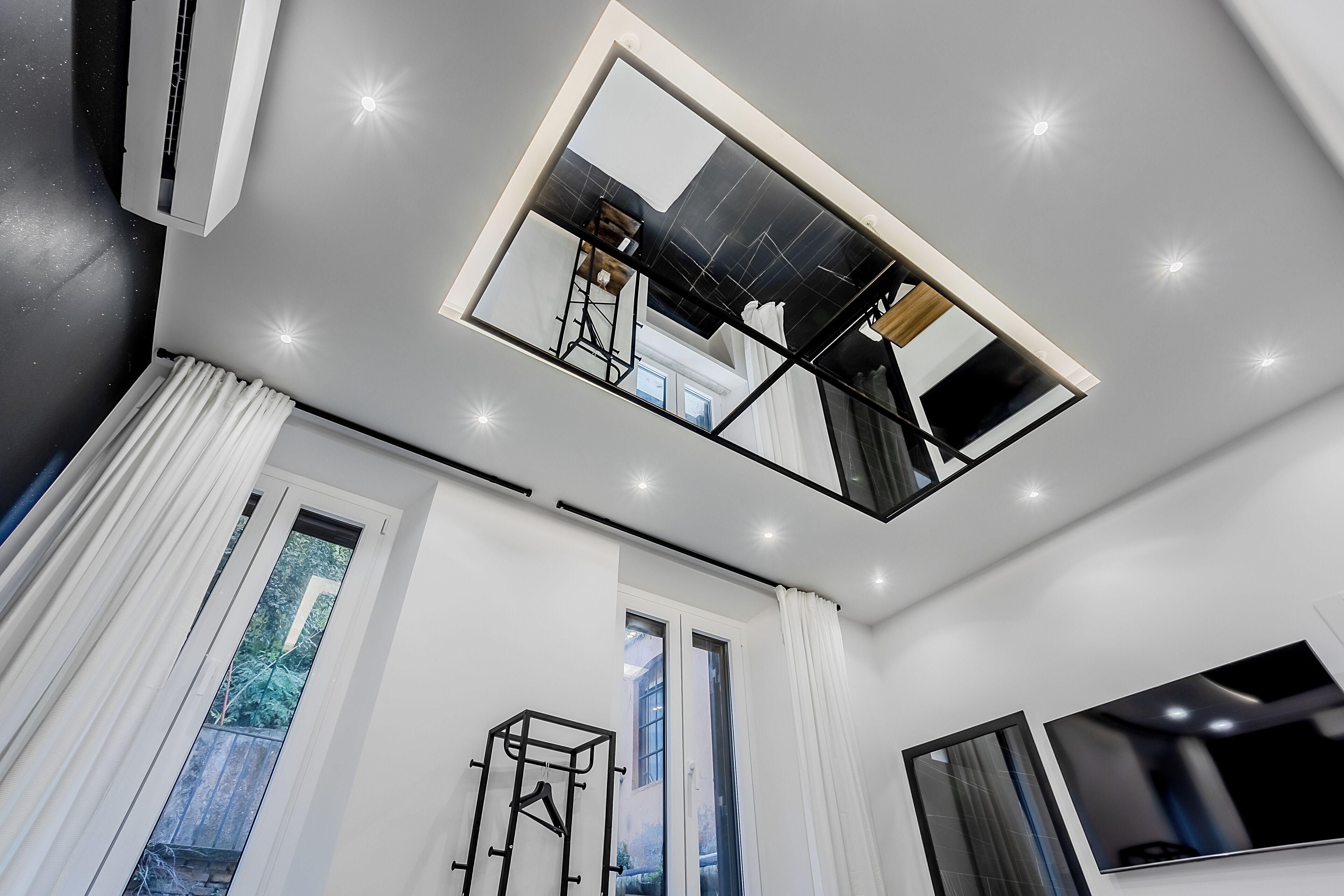 Habitación doble Deluxe | Artículos del minibar gratis y caja de seguridad en la habitación 