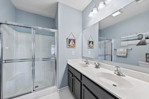 Shower - WALK OR BIKE TO REHOBOTH BEACH - POOL CMMTY - 37083 Turnstone Circle (Rehoboth Beach)