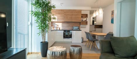 Apartment, Balcony, Courtyard View | Private kitchen