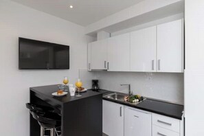 Fridge, oven, toaster