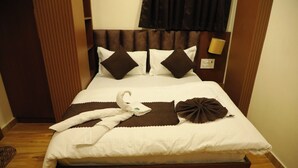Double Room, City View | WiFi (free) - JMK REGENCY (Varanasi)