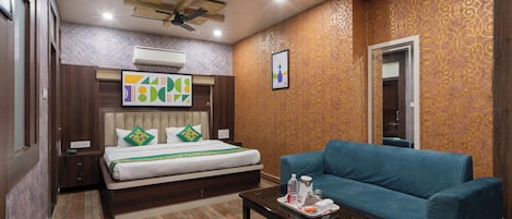 Premium Room | Individually furnished, desk, blackout drapes, iron/ironing board