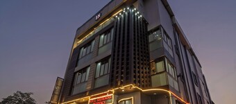 ツリーボ サウメンドラ レジデンシー