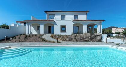 Villa Infinity with pool