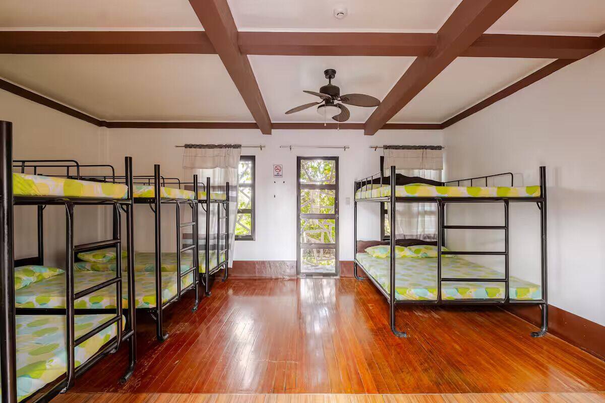Grand Room | Iron/ironing board, WiFi (free)