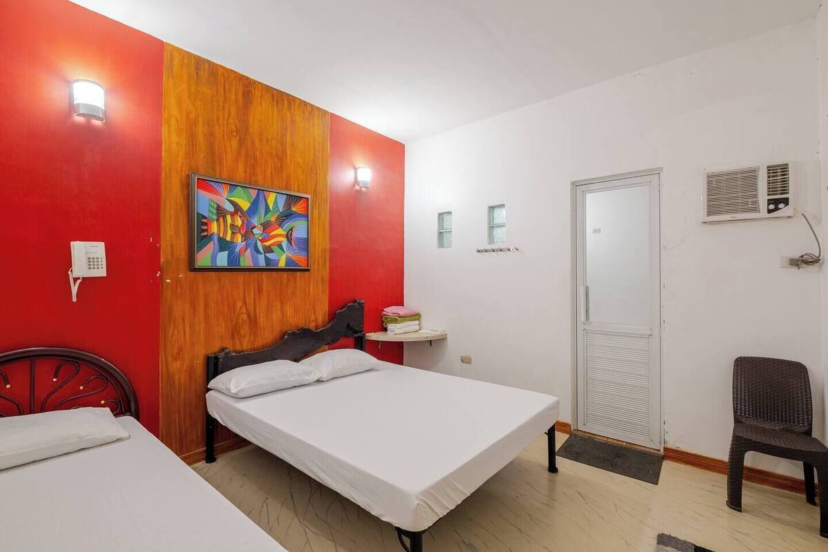 Family Quadruple Room | Iron/ironing board, WiFi (free)