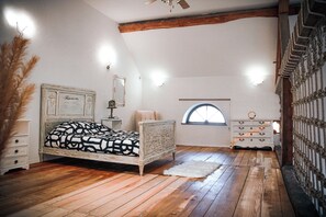 2 Schlafzimmer, Schreibtisch, kostenloses WLAN, Bettwäsche