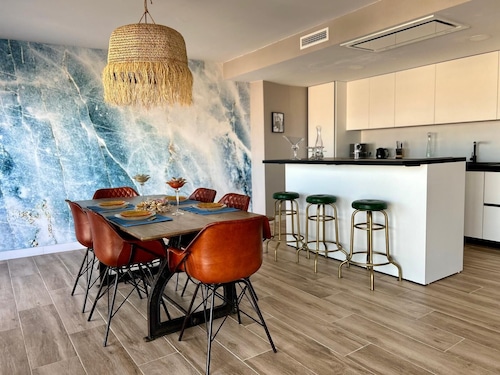 Modern and Spacious Apartment in Algeciras | Bay Views | near the Port