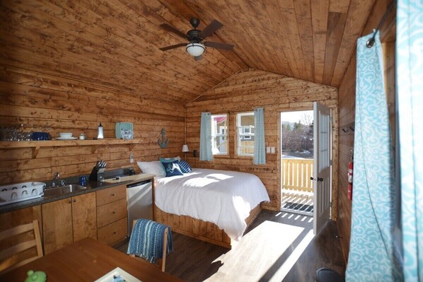 Interior - Gros Morne Tiny Chalets (Rocky Harbour)