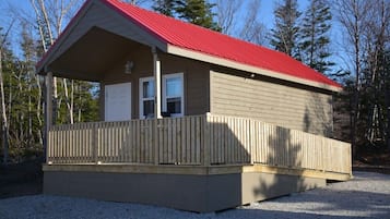 Maison Deluxe, accessible aux personnes à mobilité réduite, salle de bain privée (Chalet 1) | Extérieur