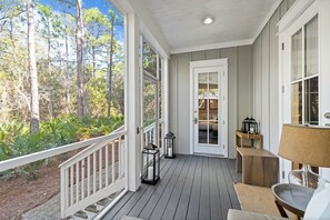 Interior - Holiday Availability! LSV! 4 Adult Bikes! Gated Community with 2 Pools! (Santa Rosa Beach)