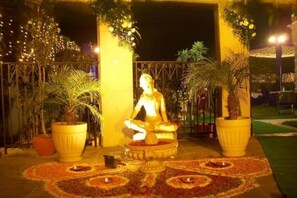 Property grounds - Dreamanor Blissful Stay (Amritsar,)