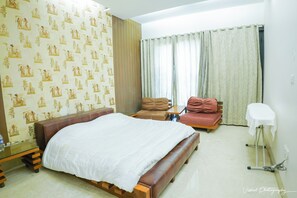 1 dormitorio, tabla de planchar con plancha, wifi gratis y ropa de cama