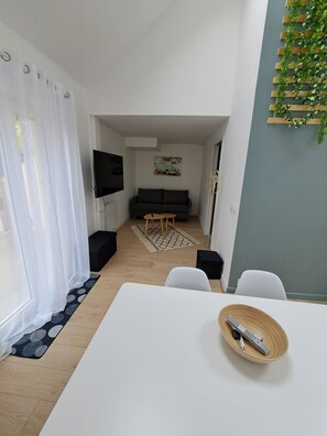 Interior - Cosy, bright house close to amenities in Mordelles (Mordelles)