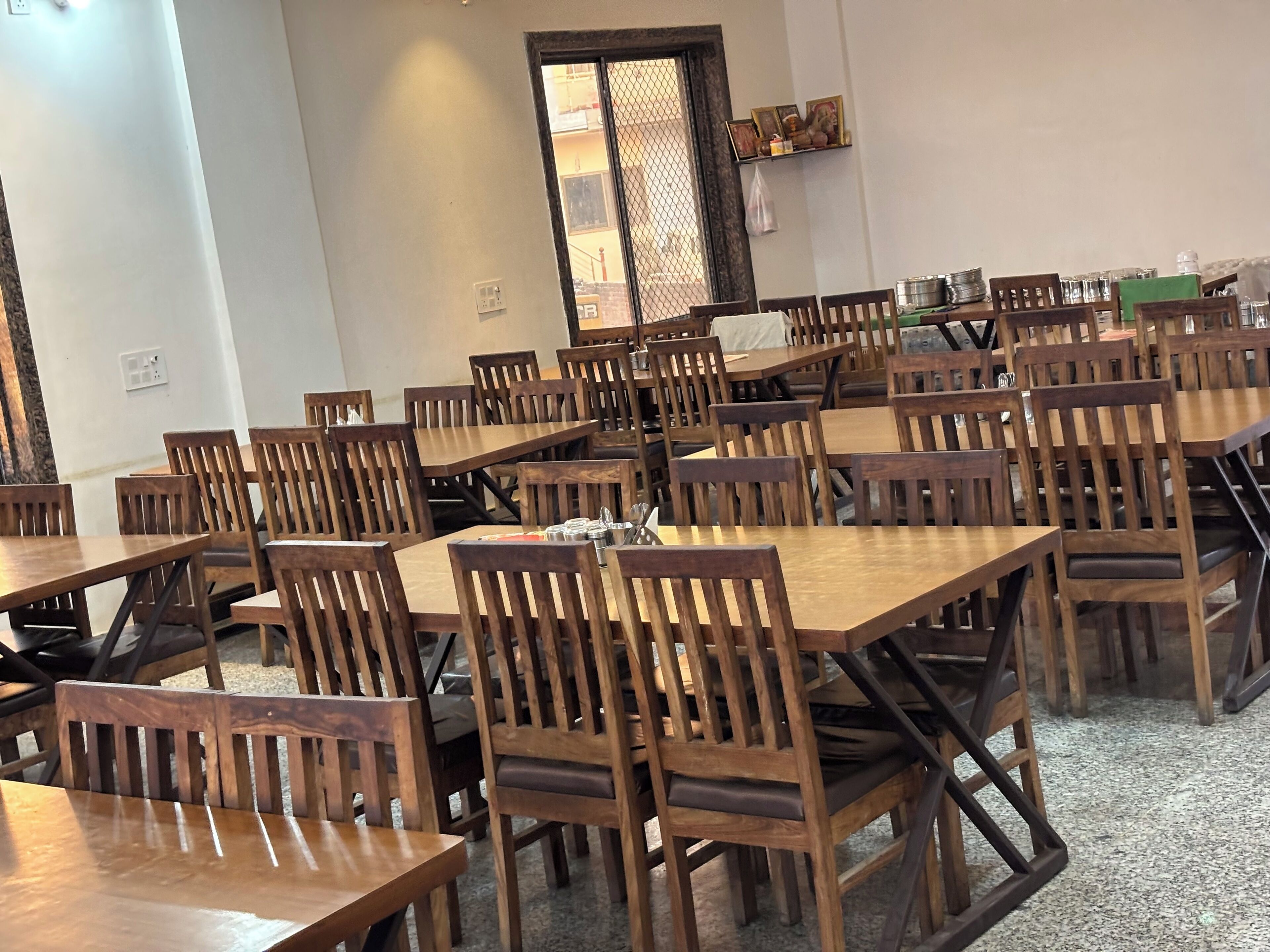 Daily full breakfast (INR 200 per person)