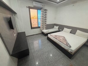 Comfort Triple Room | Desk, free WiFi - Hotel Ishwar Palace (Danta Ramgarh)
