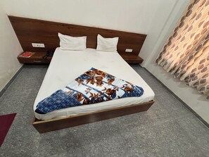 Deluxe Double Room, City View