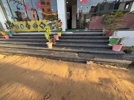 Entrada de la propiedad