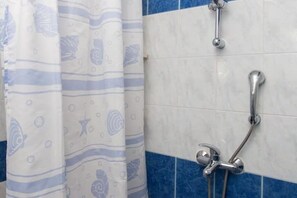 淋浴設備、提供毛巾、番梘、廁紙
