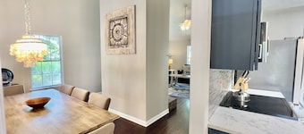 Coastal Cottage, Savannah, GA, Pool, Free Tybee Parking Pass