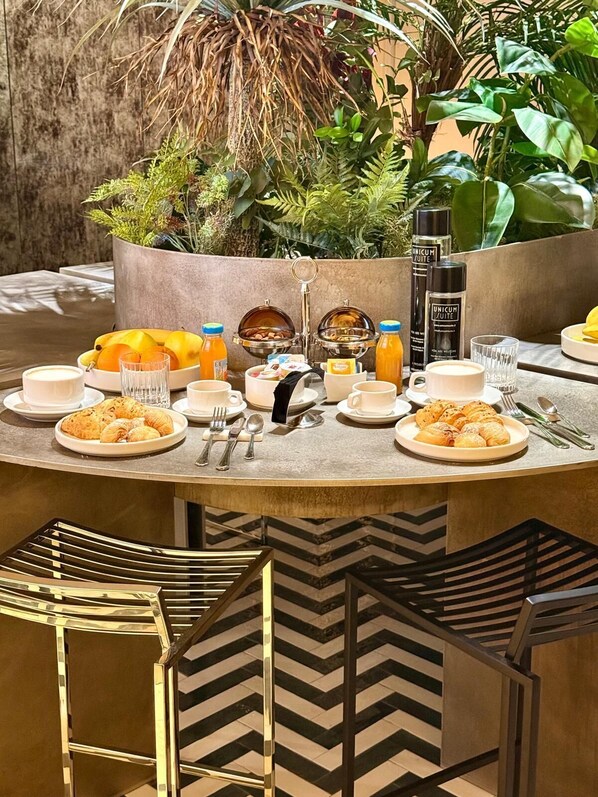 含每日歐陸早餐