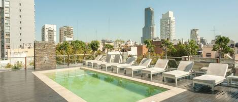 Außenpool (je nach Saison geöffnet)