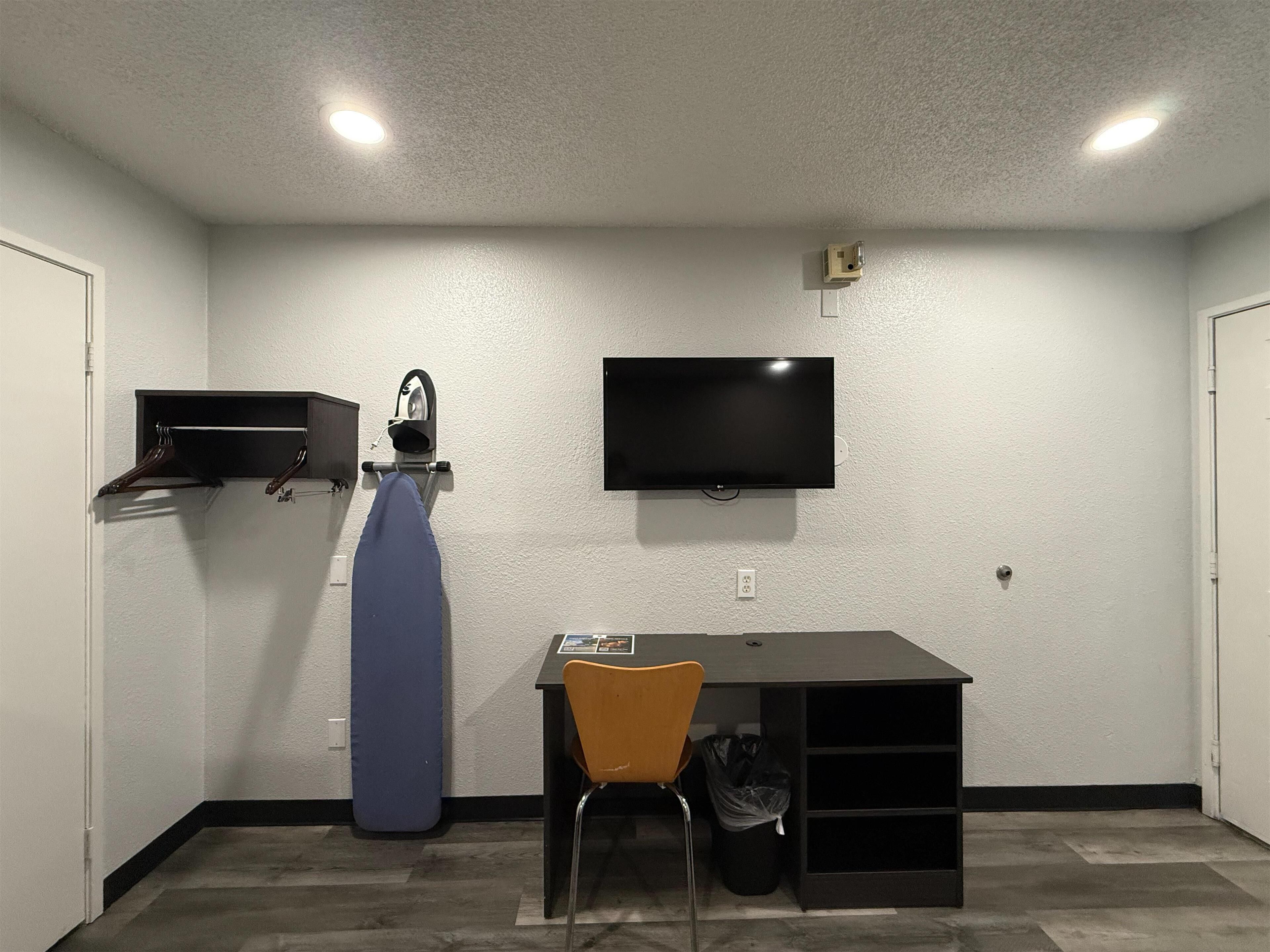 Wi-Fi de cortesia, roupa de cama